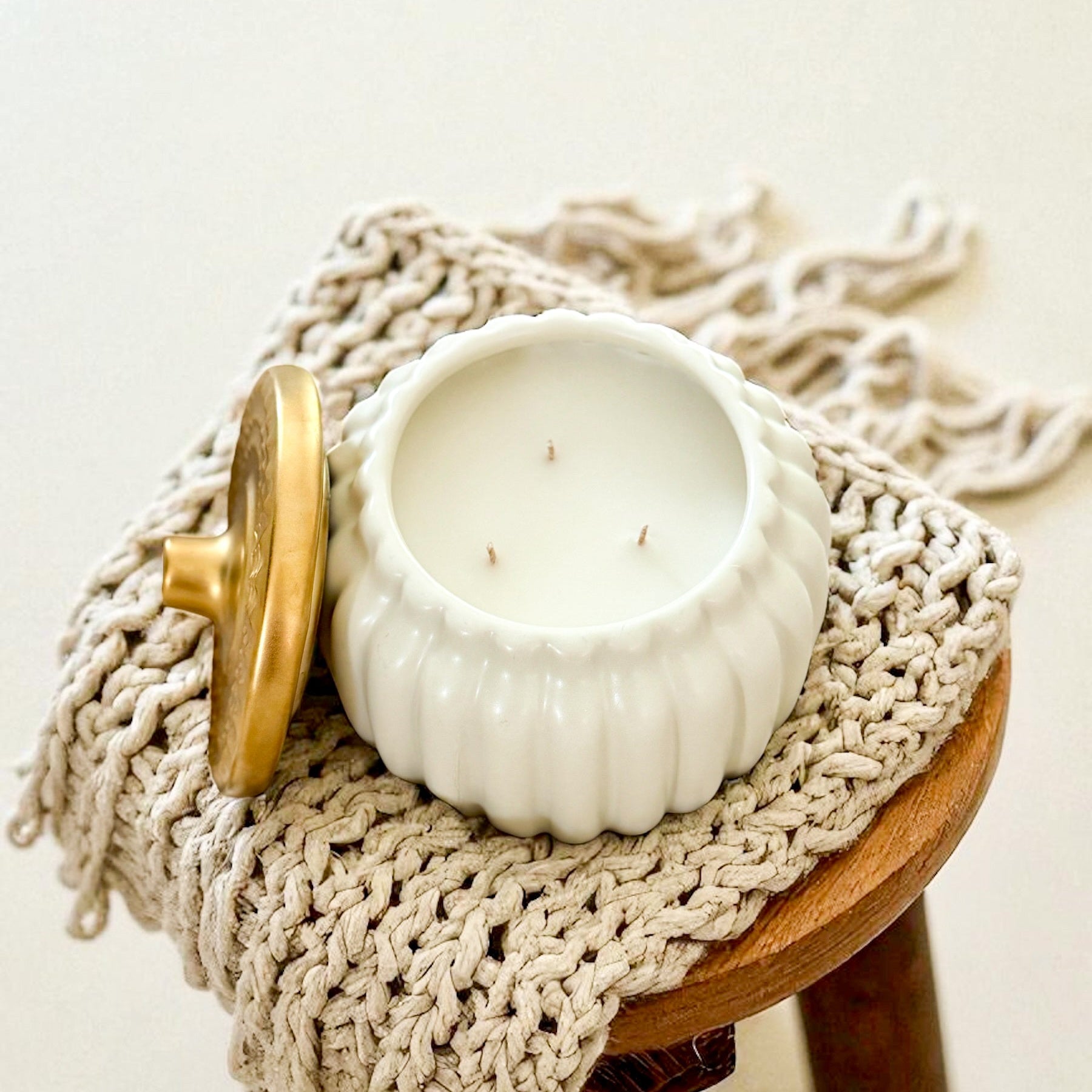 Pumpkin Jar Beeswax Candle - 18oz